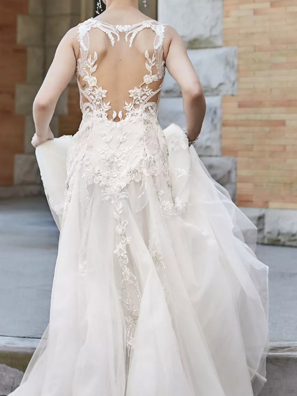 Galina Ivory Lace Appliqué Wedding Dress with Sheer Bodice size 4 nwt - Picture 2 of 7